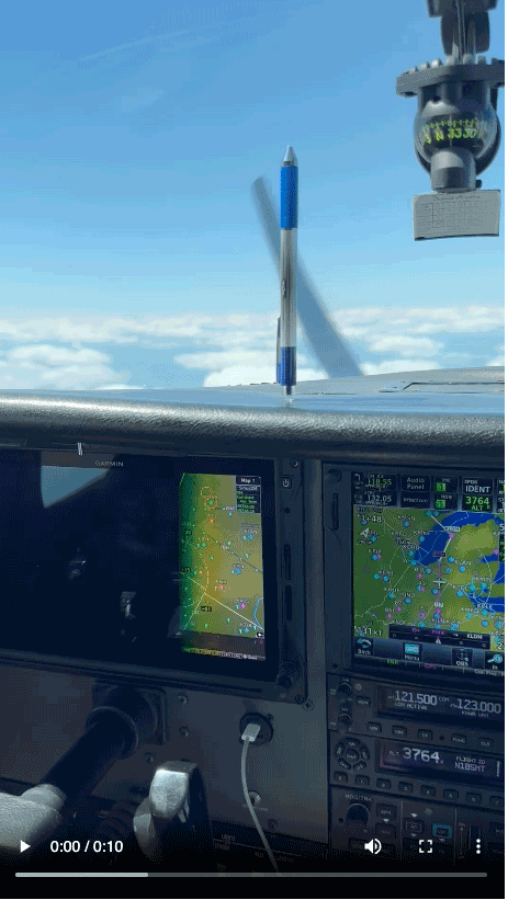 Fotos-div/screenshot-ballpen-in-flight.png