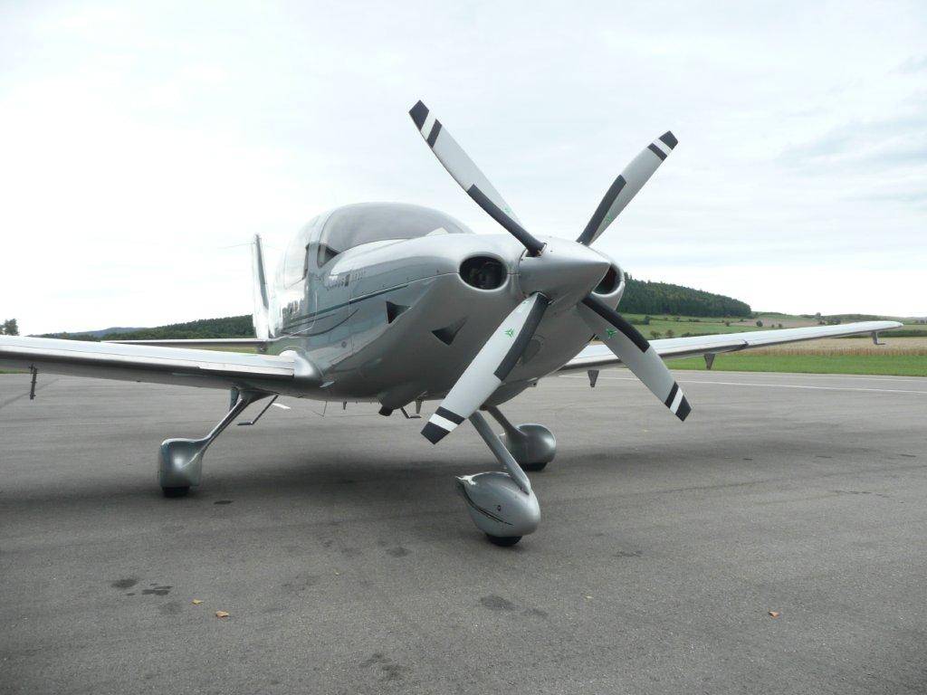 Fotos-div/testimonials/cirrus.jpg